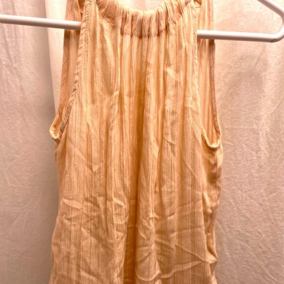 Delicate pink halter womens blouse small - Picture 2 of 7